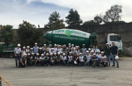 Alunos de edificações do IFPR de Foz do Iguaçu conhecem produtos da Lajes Patagonia