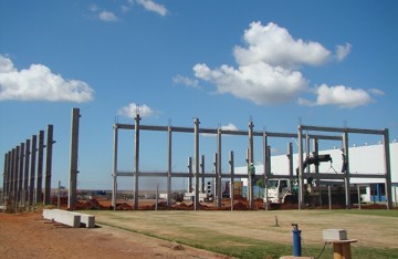 pré-moldado, estrutura de concreto, estrutura metálica, aviário, galpão
