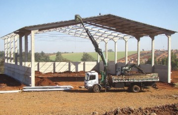 pré-moldado, estrutura de concreto, estrutura metálica, aviário, galpão