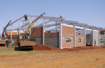 pré-moldado, estrutura de concreto, estrutura metálica, aviário, galpão